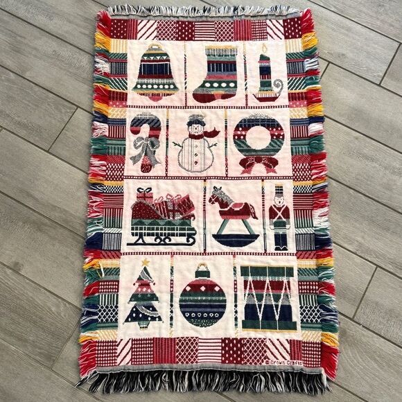 VTG Crown Crafts Christmas Tapestry - Picture 1 of 7